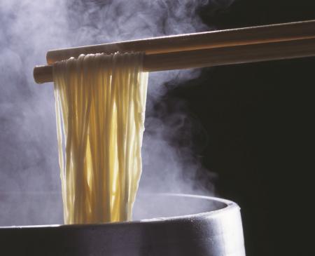 杵屋の原点”実演手打”の「杵屋」が本拠地大阪に復活!! 杵屋の原点”実演手打”の「杵屋」が本拠地大阪に復活!!