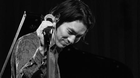 「本気で遊ぶ人間が、いちばん美しい。」--音楽・演劇