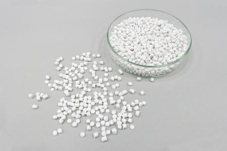 リケンテクノス　環境対応型の低比重高難燃コンパウン