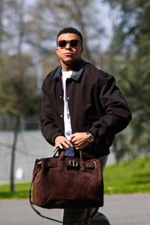 【Dior】キリアン・エムバペがディオールを着用