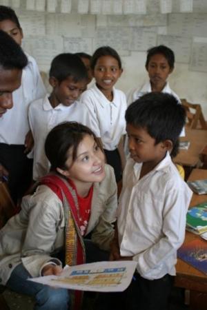 ◆俳優として舞台・映像で活躍。国際ボランティアutf-8