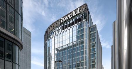 Revolut、2025年は売上高が60億USドルに急増、23億US