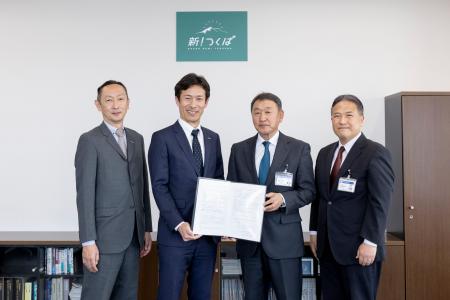 パナソニック内装建材株式会社がパートナー企業ととも