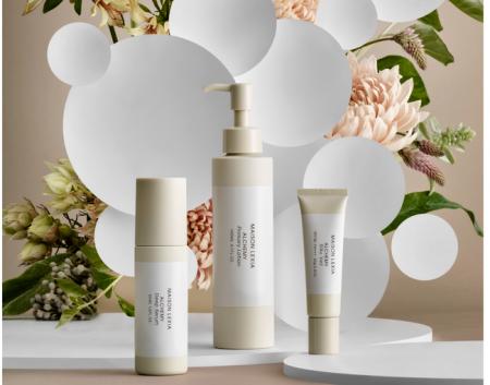 酵母発酵エキスVEGAL【べガル(R)】*を配合。植物由来