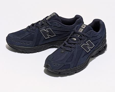 雑誌『Safari』がNew Balanceに別注をかけたスペシャ