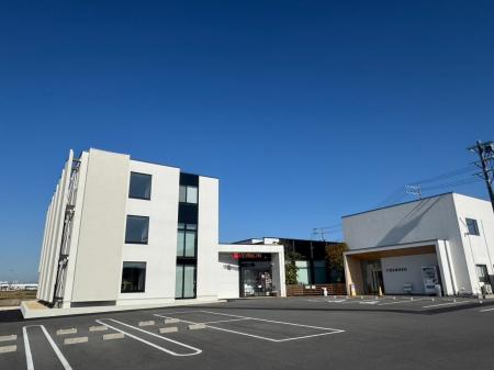 皮膚科専門医・レーザー専門医が率いる「はんだ白雪皮