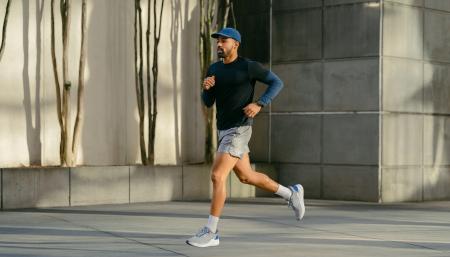 走れるハンズフリーシューズ「FREEDOM RUN」新登場!4 走れるハンズフリーシューズ「FREEDOM RUN」新登場!4