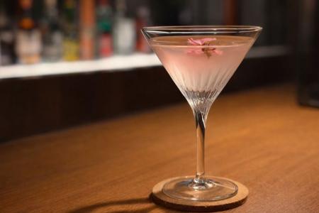 【桜香るカクテル新登場】鳥取・皆生温泉のオールイン