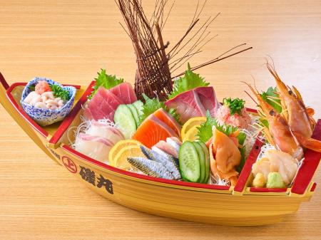 これぞ磯丸水産！豪華「舟盛り」で盛り上がり、絶品「