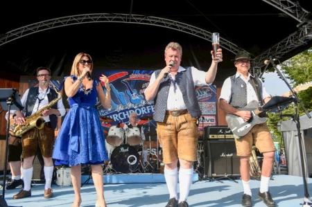 100回のProst(乾杯)が響きあう本場ミュンヘンの熱狂 100回のProst(乾杯)が響きあう本場ミュンヘンの熱狂