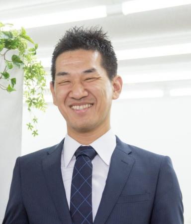 DHC、ウクライナとカンボジアへ衣料品約4,500点を支援