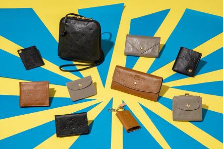 〔イル ビゾンテ〕日本限定 STAR EMBOSSED LEATHER 発 〔イル ビゾンテ〕日本限定 STAR EMBOSSED LEATHER 発