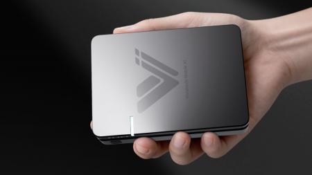 【次世代Mobile AI PCを手のひらサイズに】個人専用AI