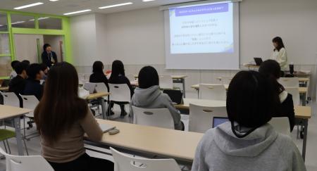 学びの多様化学校「東京みらい中学校」でスクールフォ