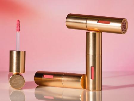 シスレー くちびると頬に優雅でまろやかな彩りを添え