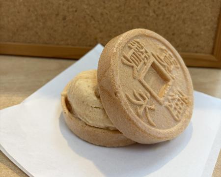 【JAF香川】「道の駅ことひき」で、「銭形砂絵もなか