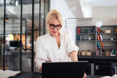 KnowBe4、Microsoft Teams向けフィッシング通報ボタン