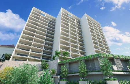 2026年7月15日OPEN、沖縄恩納村の丘の上、空と森の間