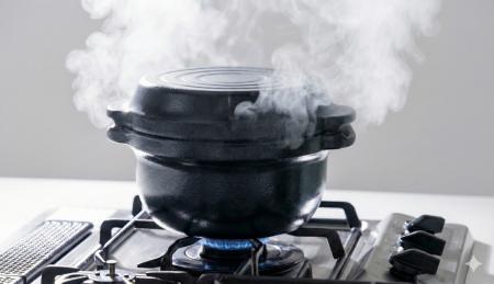 【次世代炊飯鍋が登場】ゼロフライパンシリーズから新 【次世代炊飯鍋が登場】ゼロフライパンシリーズから新