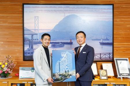 【リゾナーレ下関】山口県下関市 前田晋太郎市長を表