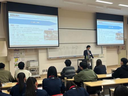 【新潟医療福祉大学】高校生が多職種連携を学ぶ「チー