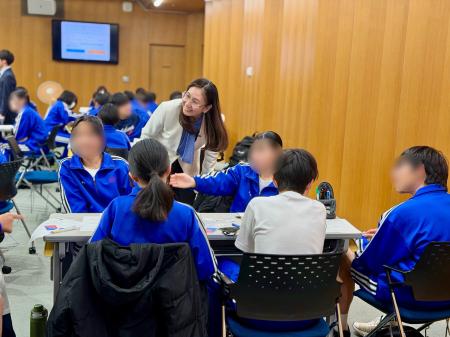 煙・地震・消火を体験した中学生135名が“災害時の判断