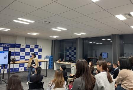 【京都産業大学】「卒業生ネットワーク」が女性utf-8