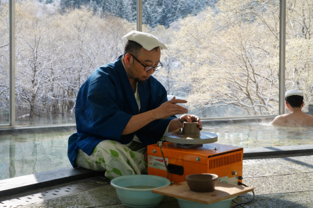 【山形・置賜】貸切浴室の中で陶芸体験！？絶景『白川