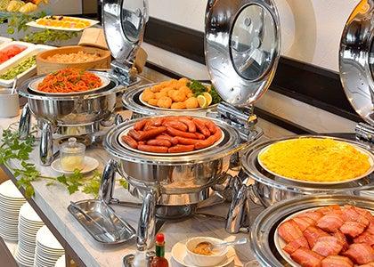 【横浜桜木町ワシントンホテル】1日のはじまりはバラ