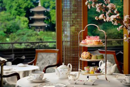 【ホテル椿山荘東京】桜の香り漂う和洋折衷のスイーツ