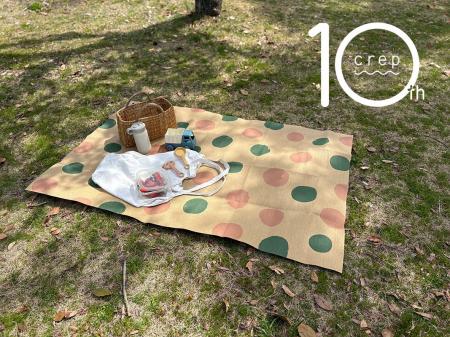 累計10万枚突破の「ピクニックラグ」に新定番が追加。