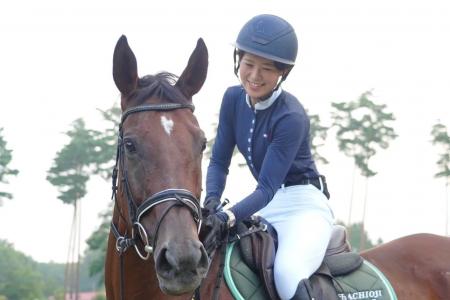 【都心から40分の非日常。馬の背に揺られ、「本来の自