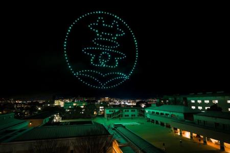 産学連携で夜空を彩る。次世代クリエイターによる実践