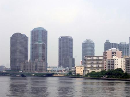 住宅着工が4カ月連続減少。マンション23％超の急落...