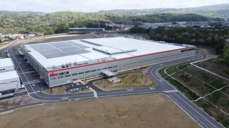 日東工業、次世代型「ペロブスカイト太陽電池」の実証