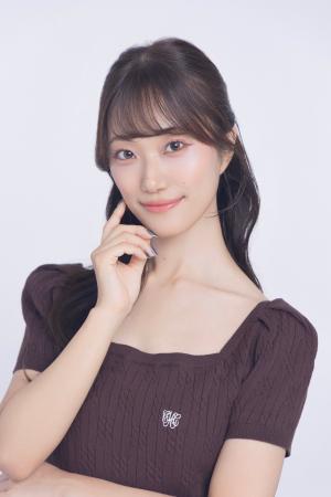 「学園アイドルマスター」雨夜 燕 役などで活躍中の声