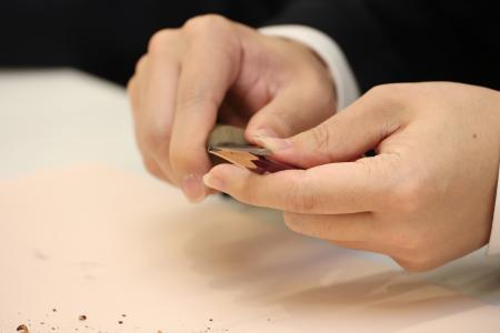 三菱鉛筆恒例 ユニーク入社式　第19回『鉛筆けずutf-8