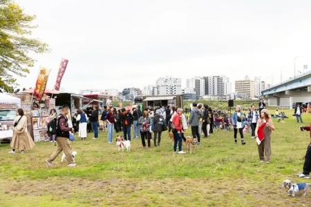 4月29日に多摩川河川敷でペットマーケット開催！【ニ