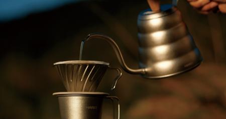 想像以上に軽く、想像以上にタフ。「V60 Titanium Ser