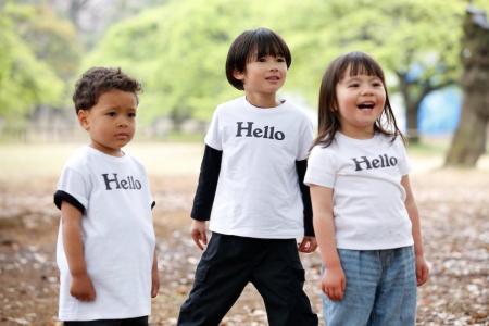 大人顔のKIDS版 HELLO Tシャツに待望のロングスリーブ