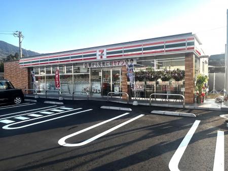 両備エネシス初！コンビニ併設型サービスステーション