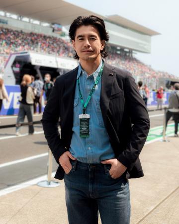 伊藤英明とMAKI (&TEAM)がフォーミュラ1(R)日本グラン 伊藤英明とMAKI (&TEAM)がフォーミュラ1(R)日本グラン