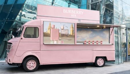 バーバリー ハー サクラ ジャーニー 名古屋・大阪へと