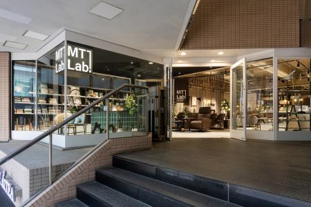 「暮らしのデザイン」×「オフィスコム」 体験型ショー