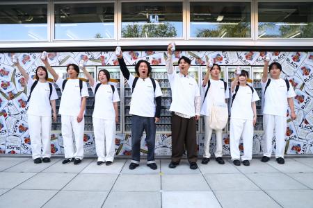 「あなたの知らないブラックニッカ展」オープニングイ