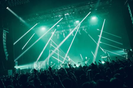 ReoNa、CENTRAL2026に出演し、話題の最新曲「結々の唄