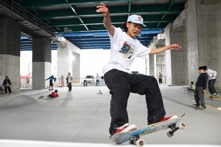 市内初のスケボーができる公園が誕生！オープニングセ