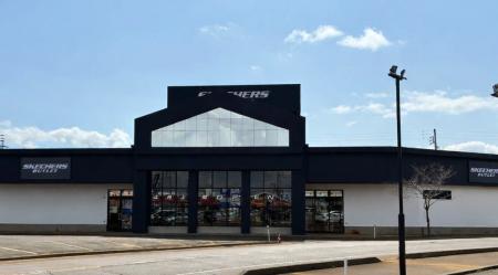 新潟県初出店!「スケッチャーズアウトレット アーク 新潟県初出店!「スケッチャーズアウトレット アーク