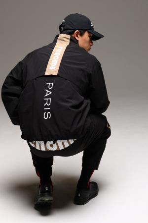 後ろ姿でも魅せる、次世代のゴルフスタイル。 ゴルフ