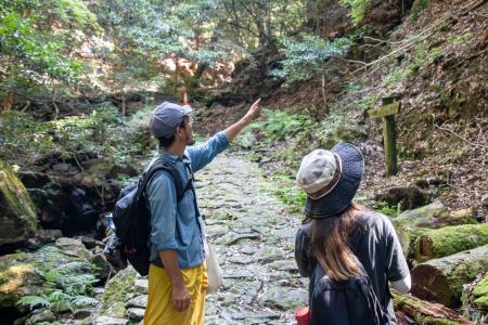【奈良滞在体験レポート】“鎮守の森”が語りかける声に 【奈良滞在体験レポート】“鎮守の森”が語りかける声に